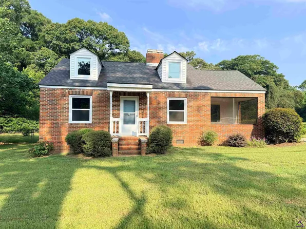 719 June Dr, Montezuma, GA 31063
