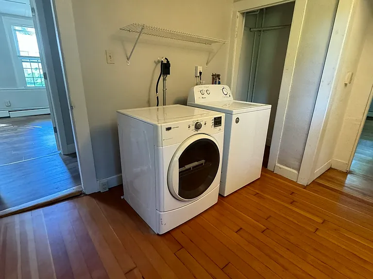 130 West St — Photo 11