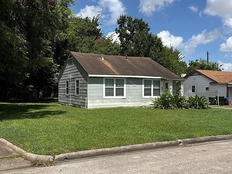 6610 Stearns St — Photo 15