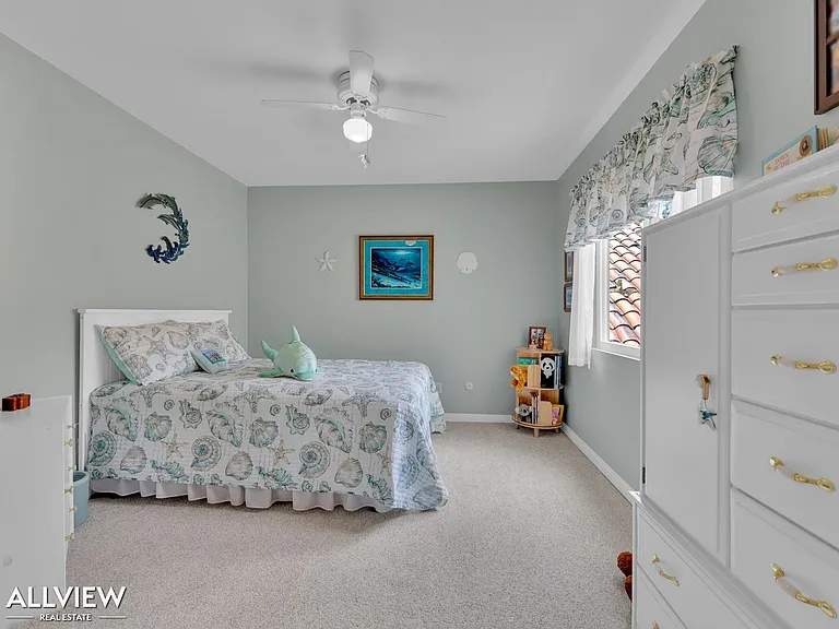 17547 Devereux Rd — Photo 19
