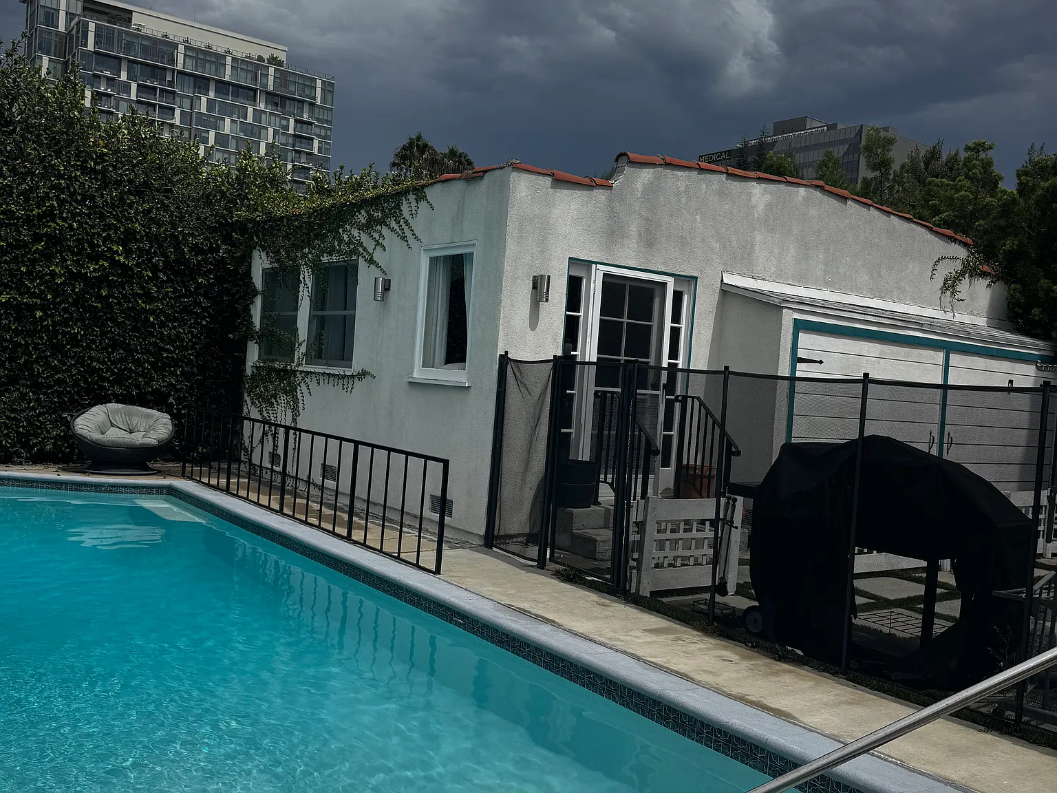 1 bed, 1.0 bath, 600 sqft, $3,260 — Photo 1