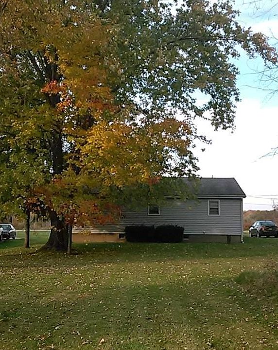 2nd image of 1750 Plymouth Gageville Rd