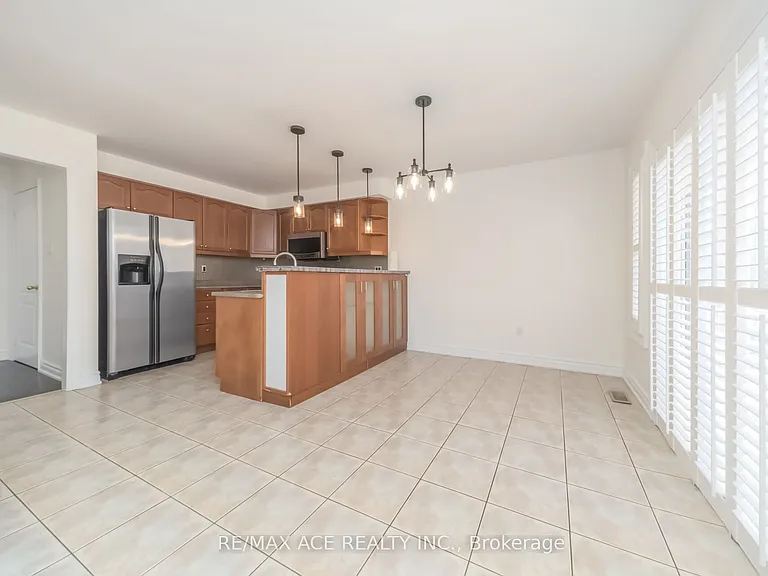 86 Treasure Dr #MAIN — Photo 12