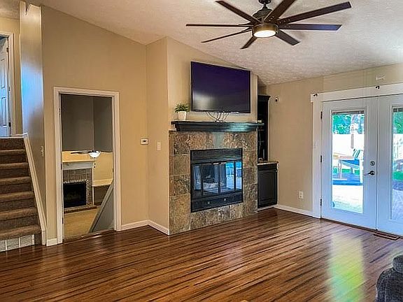 4th image of 644 Southridge Ct