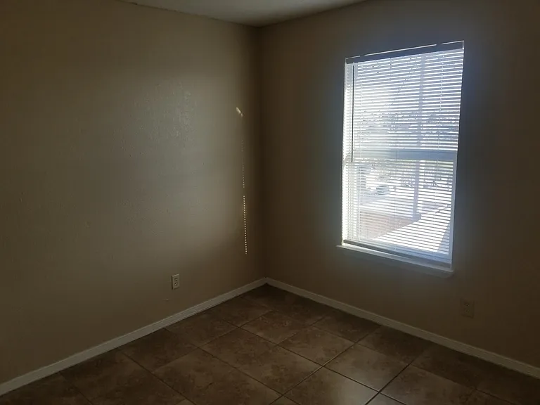 12948 Jeremiah Dr #B-D — Photo 7