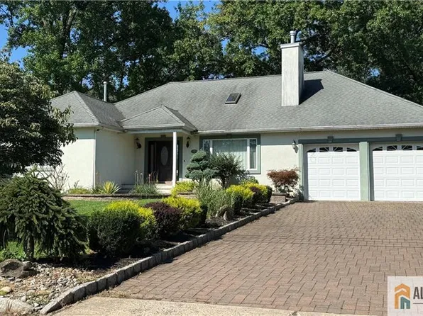 13 Ramsey Rd, Edison, NJ 08820