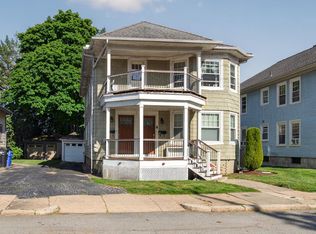 132 Raleigh Ave, Pawtucket, RI 02860