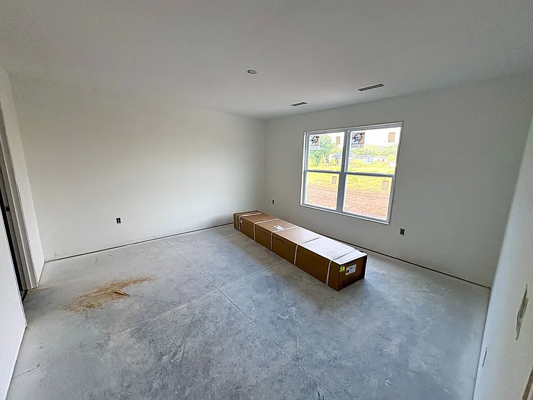 4654 Pierce Dr — Photo 5