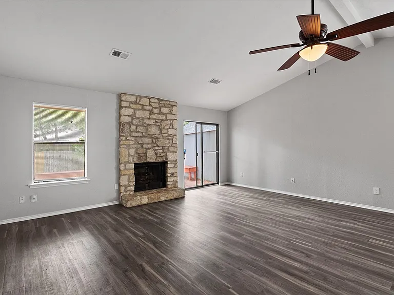 9901 Willers Way — Photo 7