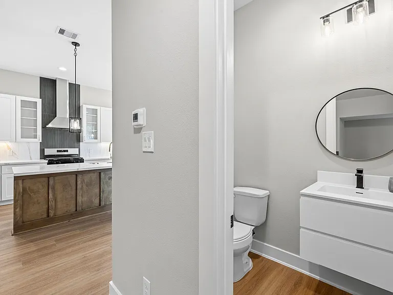 719 Thornton Rd #D — Photo 15