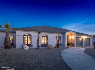 3210 Arrowhead Rd, Las Cruces, NM 88011