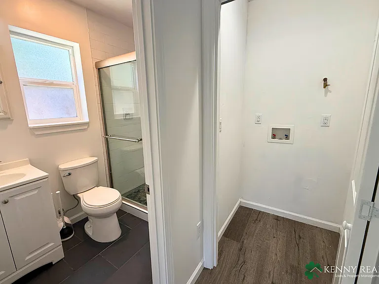 119 Franklin Ave — Photo 11