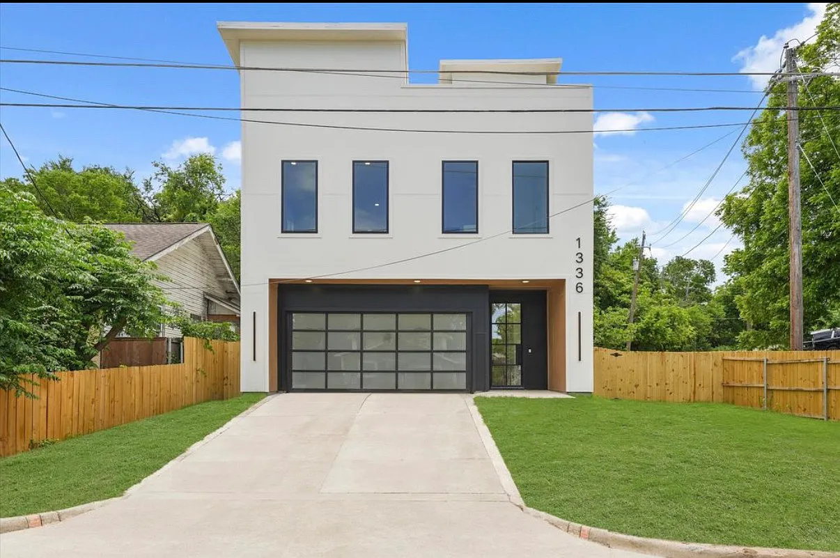 3 bed, 2750 sqft, $4,500 — Photo 1