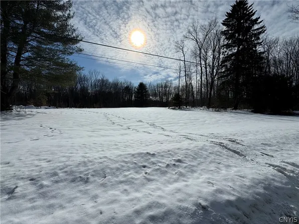 67 Jacobson Dr #14, Parish, NY 13131