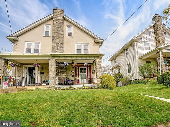 2nd image of 26 Hastings Ave