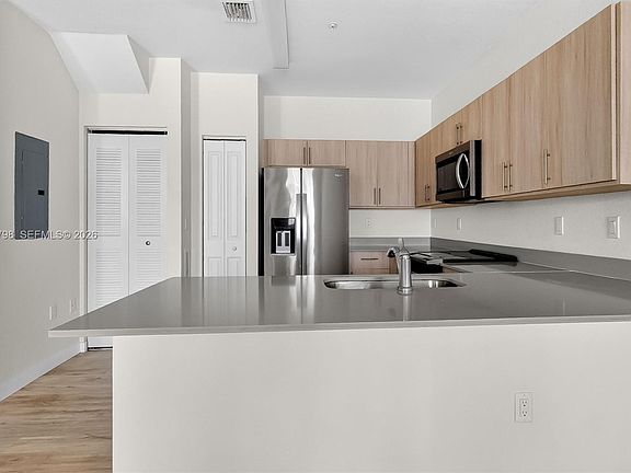 5th image of 15650 SW 136th St #202