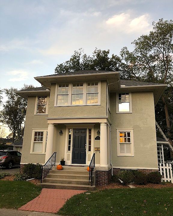 1st image of 117 Cherry St