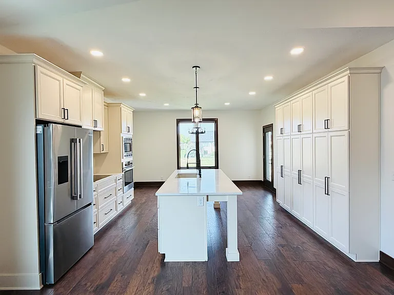 2961 Valley Stream Dr — Photo 10