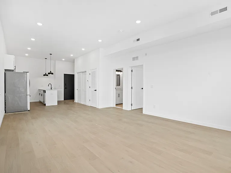 Atlas Lofts — Photo 36