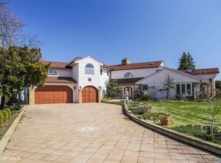 42 Ripplewater Ave, Massapequa, NY 11758