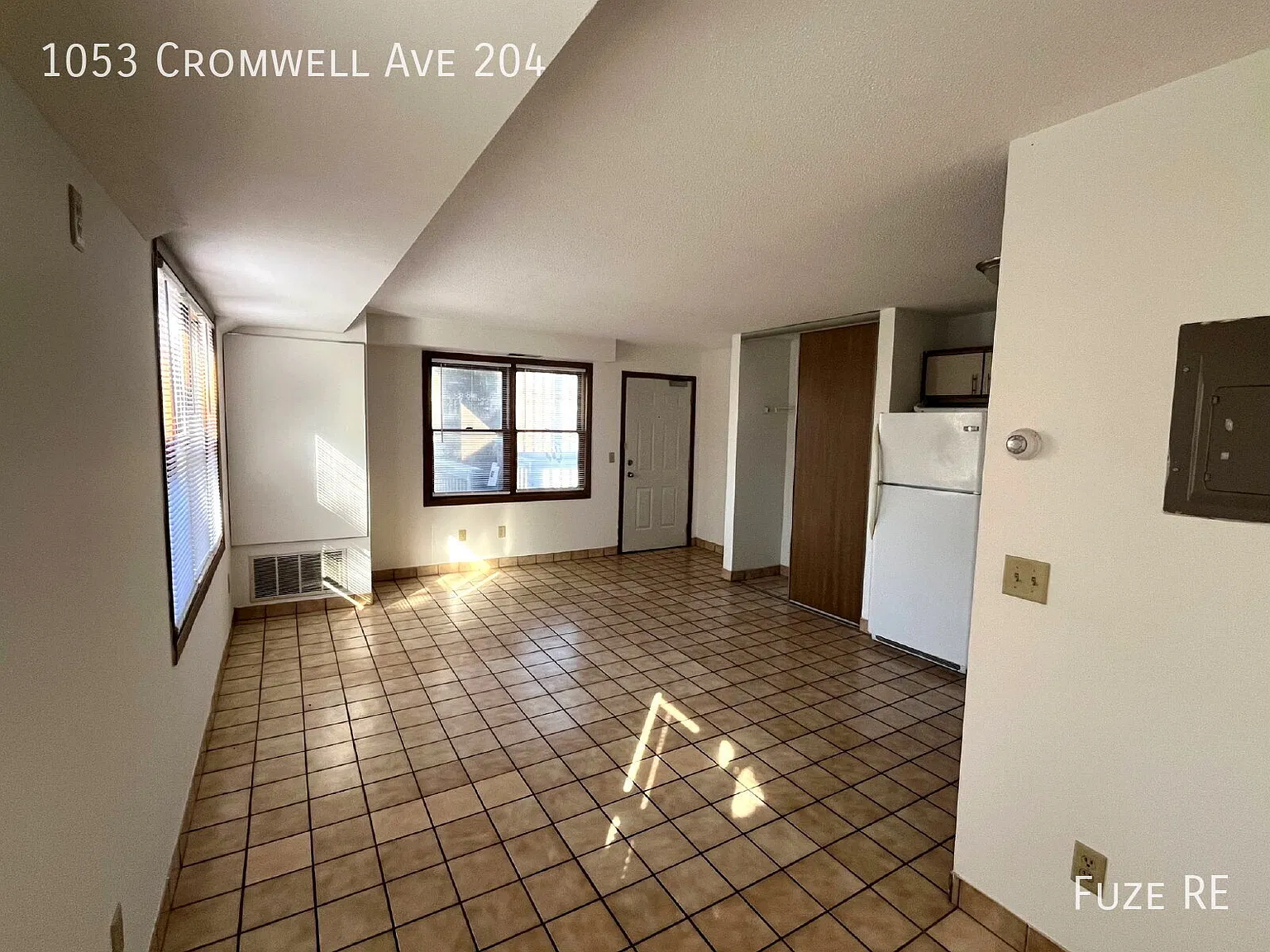 2-Bed 1-Bath Unit Available Now in St. Paul! — Photo 3