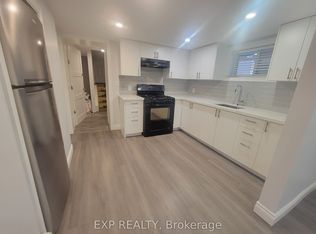 135 Balsam Ave S, Hamilton, ON L8M 3B6