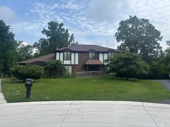31180 N Park Dr, Farmington Hills, MI 48331