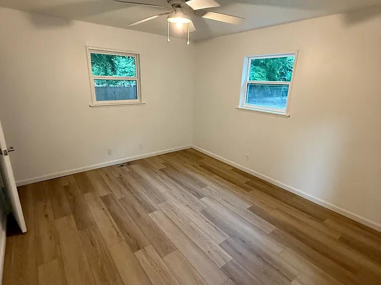 401 W Chickasaw Ave — Photo 8