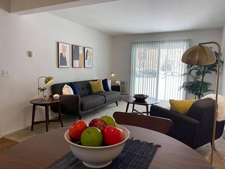 MOVE IN SPECIAL $600 Off your Move-in cost! Call the office for more details — Photo 19