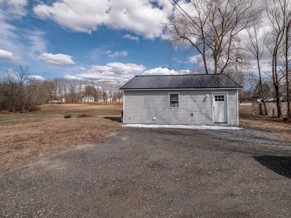21 Adams Street, Gardiner, ME 04345
