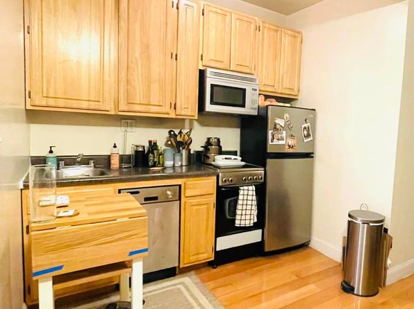 171 W 83rd St APT 4B