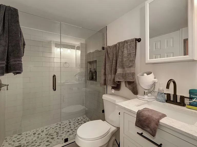1902 David St #B — Photo 18