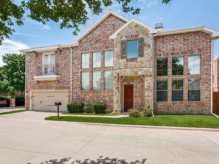 2107 Reflection Pointe — Photo 2