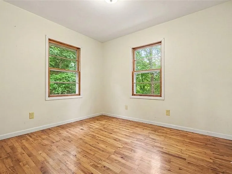 3944 Fairburn Rd — Photo 12