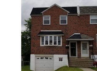 10219 Calera Rd, Philadelphia, PA 19114