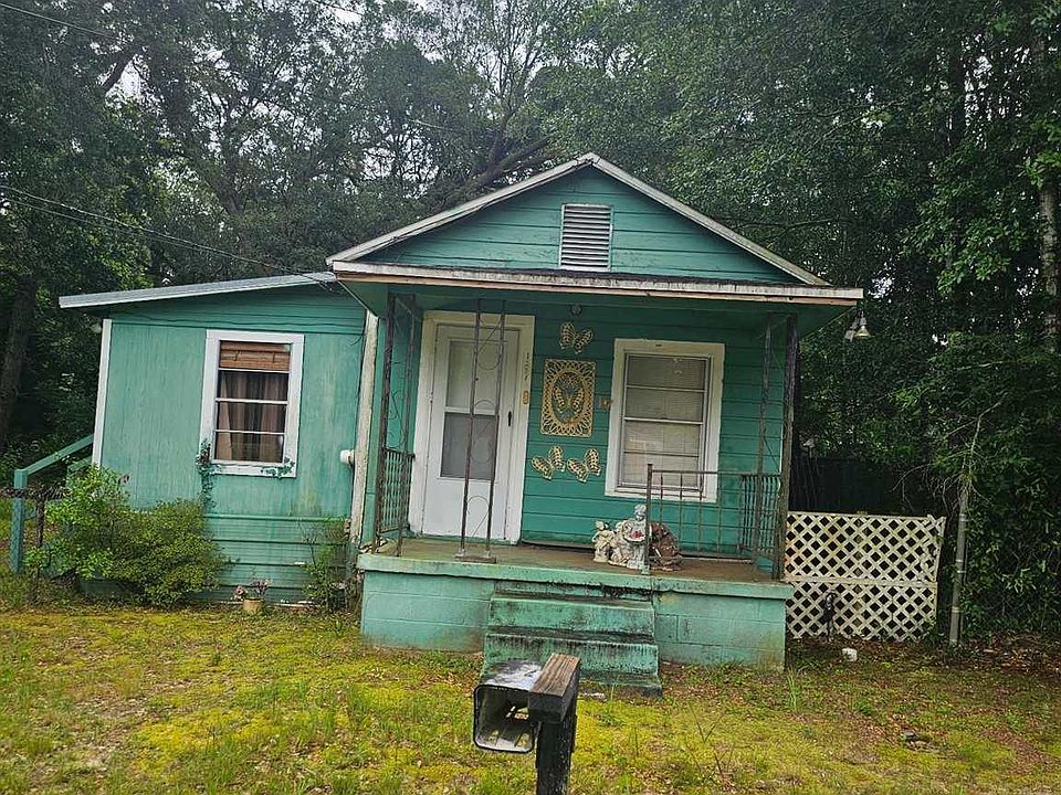1st image of 1221 Trammel Blvd