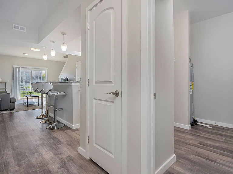 Demorest Townhomes — Photo 10