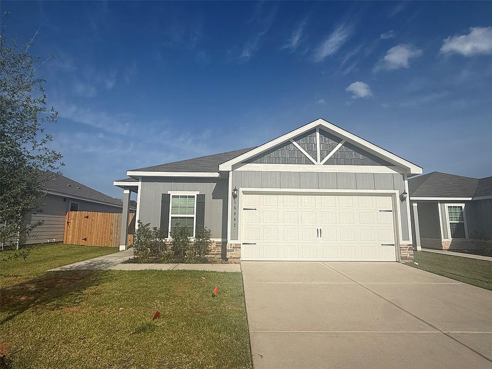 1st image of 15862 Berry Hill Dr
