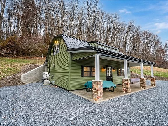 4th image of 143 Chimney Ridge Rd