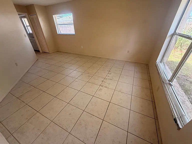 4008 Palau Dr — Photo 9