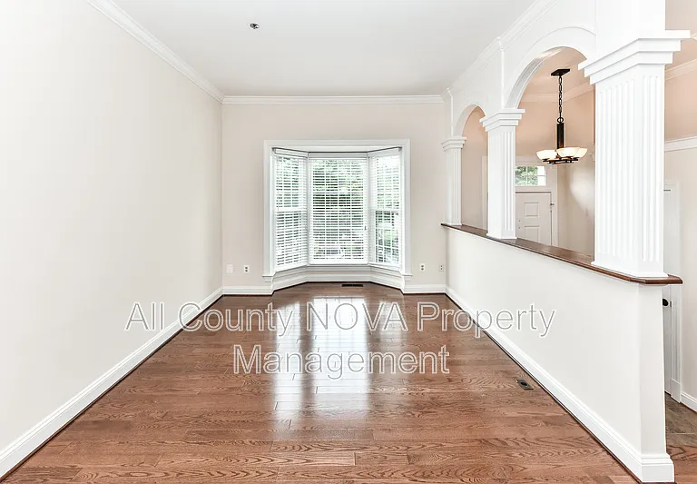 6006 Kelsey Ct — Photo 3