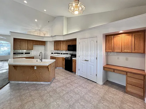 8622 N Heartland Way Photo 1