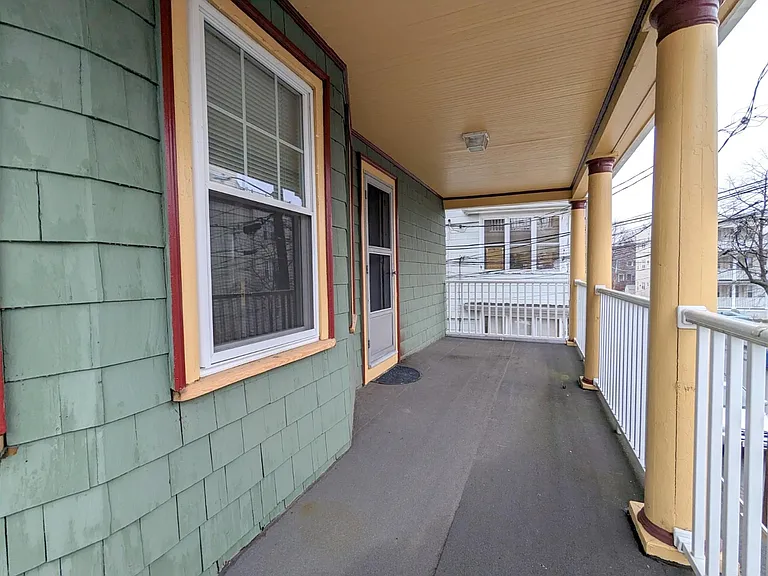 4 Edgar Ct #2 — Photo 8