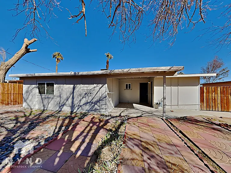 5025 Carmen Blvd — Photo 18