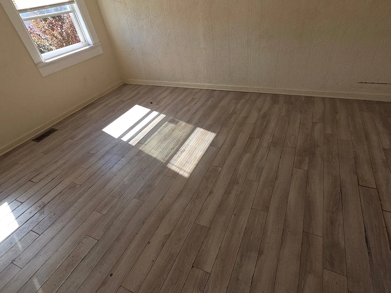 4 bed, 1700 sqft, $1,600 — Photo 4