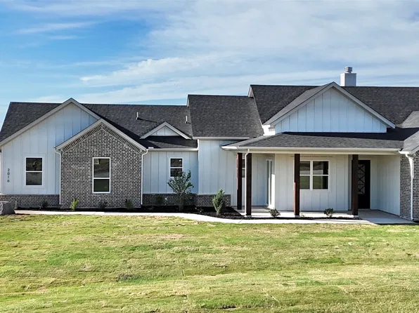 2016 Collin St, Weatherford, TX 76085