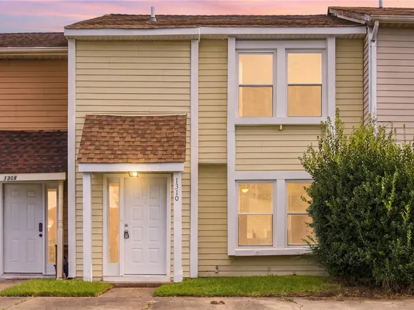1310 Westmoreland Ct, Virginia Beach, VA 23453