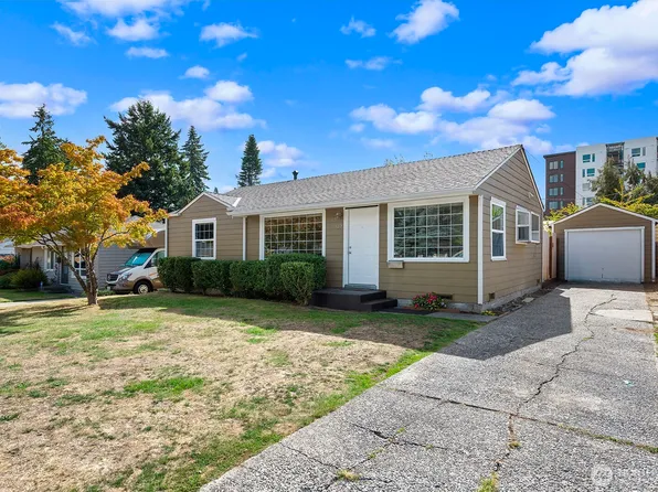 829 NE 189th Street, Shoreline, WA 98155
