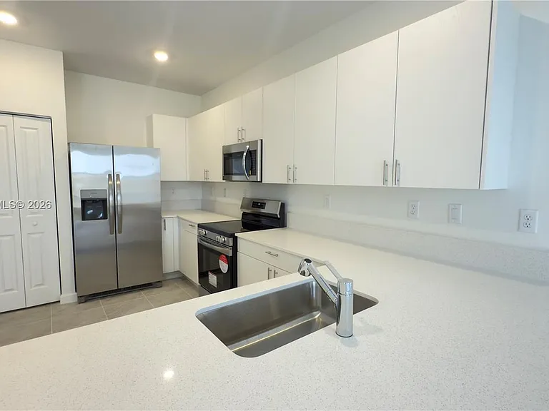 12900 SW 231st St #12900 — Photo 5