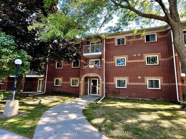 573 Armstrong Rd #317, Kingston, ON K7M 8J8